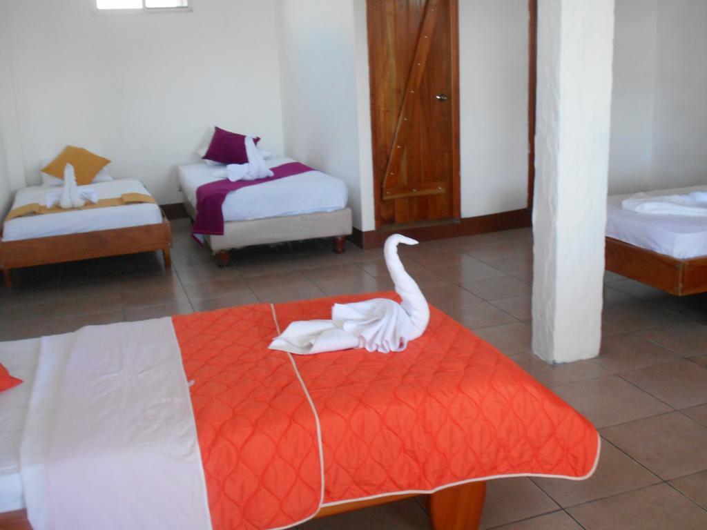 El Descanso Del Petrel Puerto Ayora  Exterior photo